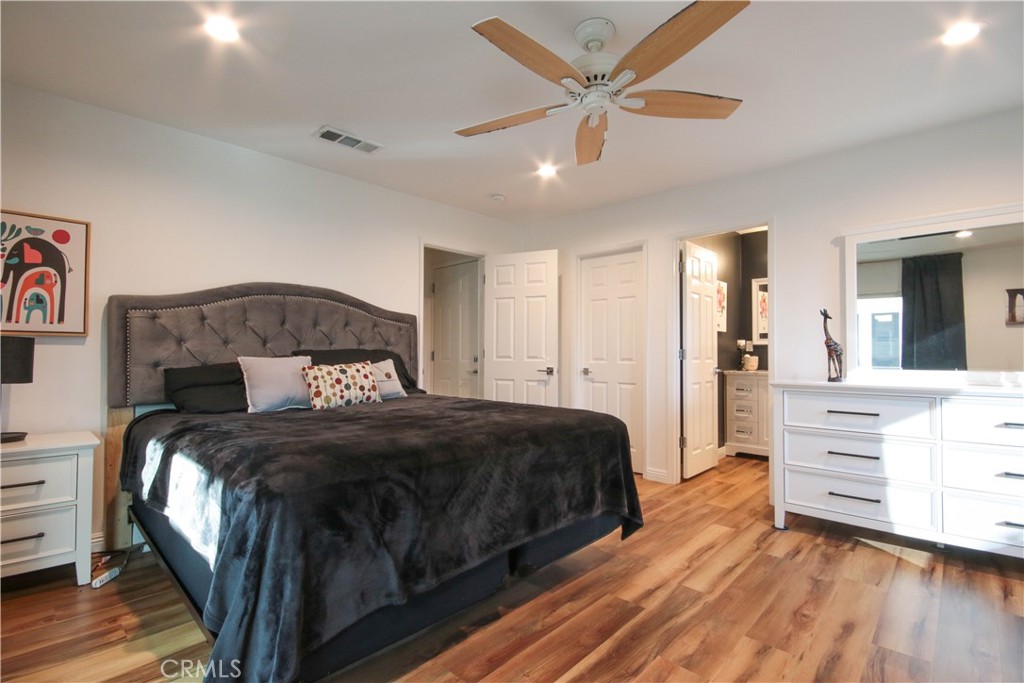 MLS #OC25265517 image #40