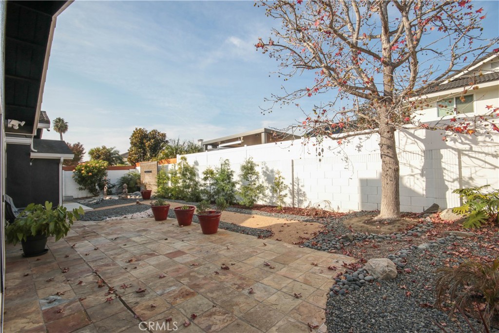 MLS #OC25265517 image #47