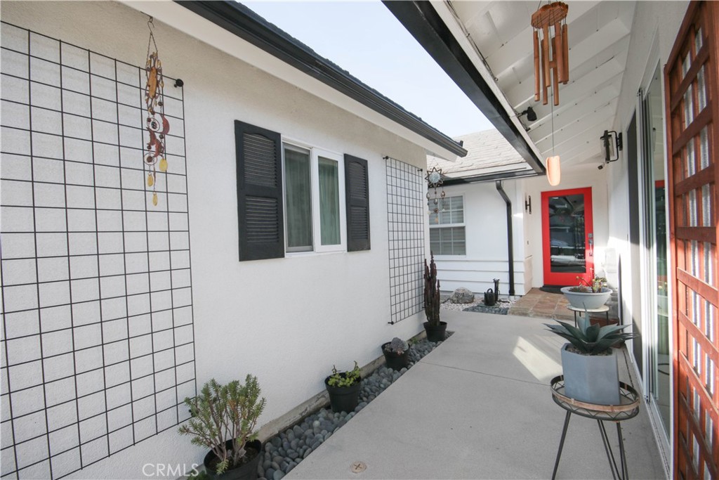 MLS #OC25265517 image #5