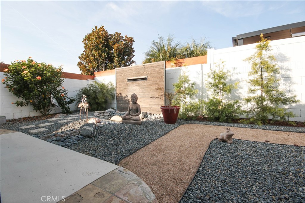 MLS #OC25265517 image #50