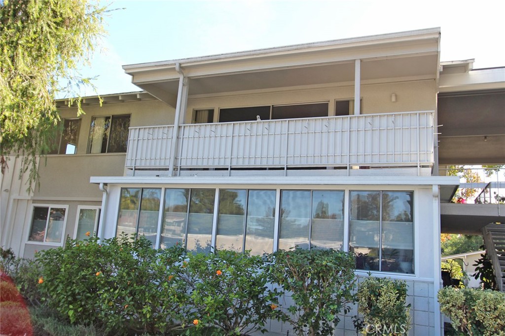 MLS #OC25265520 image #1