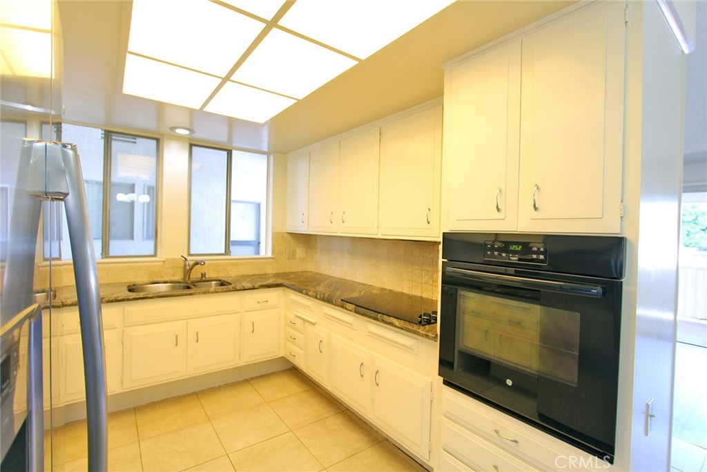 MLS #OC25265520 image #11