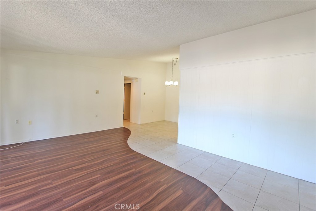 MLS #OC25265520 image #4