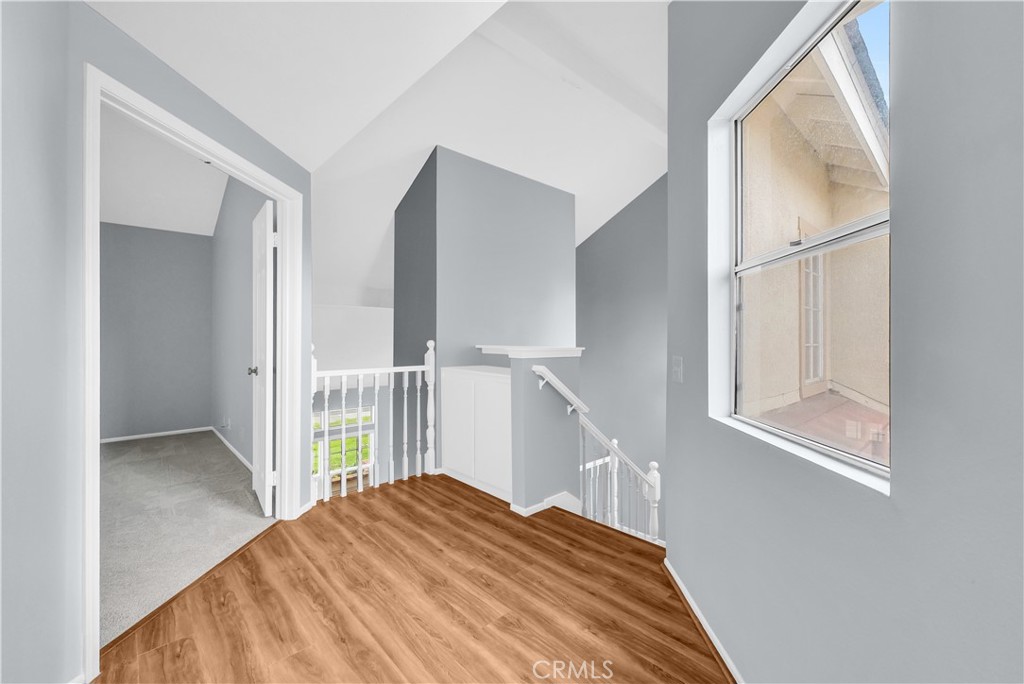 MLS #OC25265561 image #12