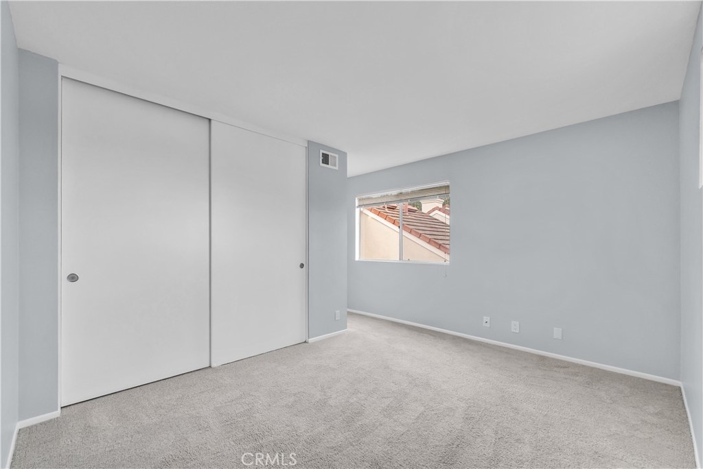 MLS #OC25265561 image #16