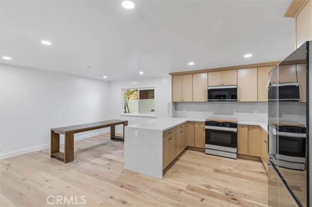 MLS #OC25265597 image #1