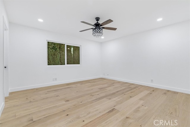 MLS #OC25265597 image #12