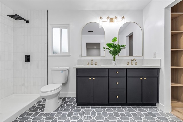 MLS #OC25265597 image #9