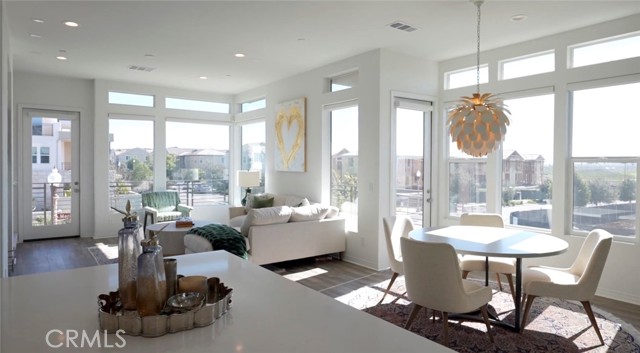 MLS #OC25265608 image #1