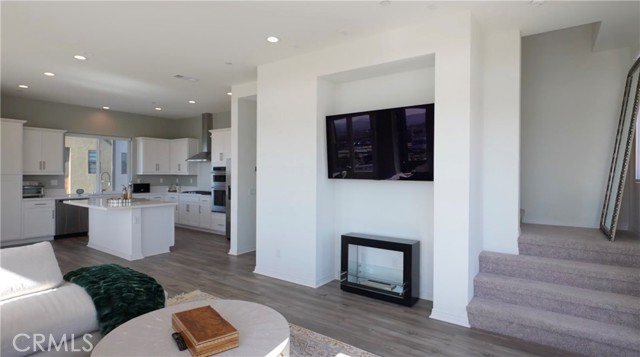 MLS #OC25265608 image #3