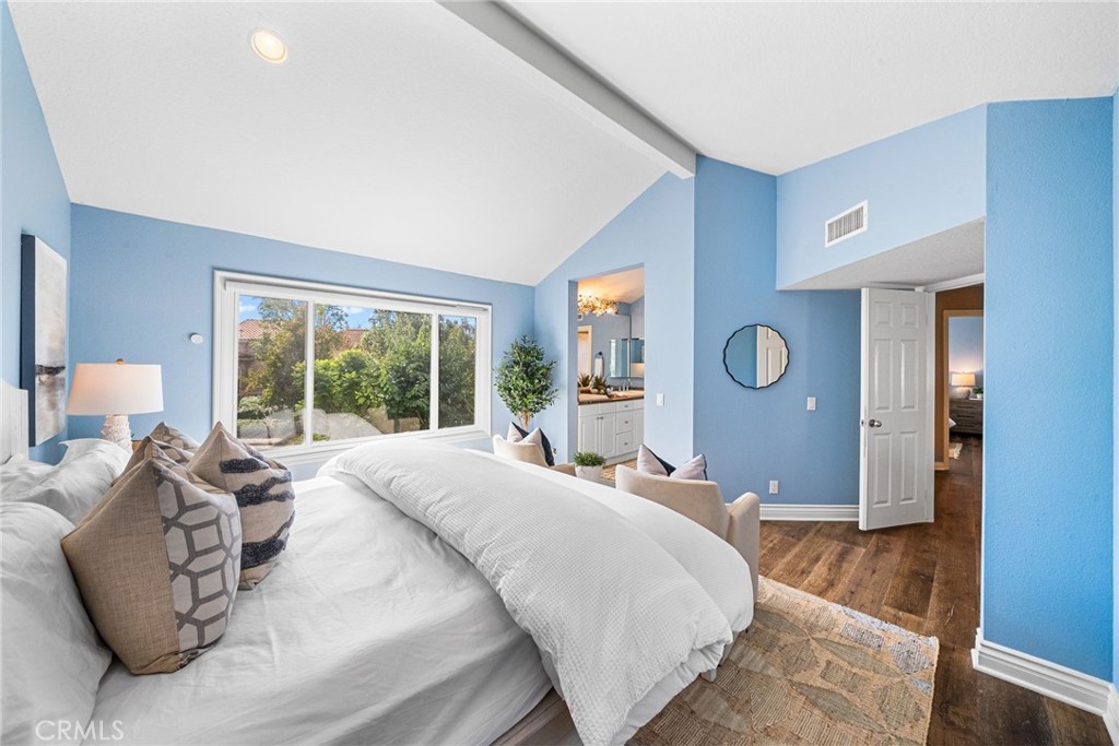 MLS #OC25265661 image #15