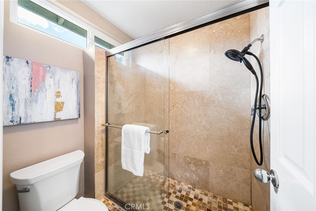 MLS #OC25265661 image #18