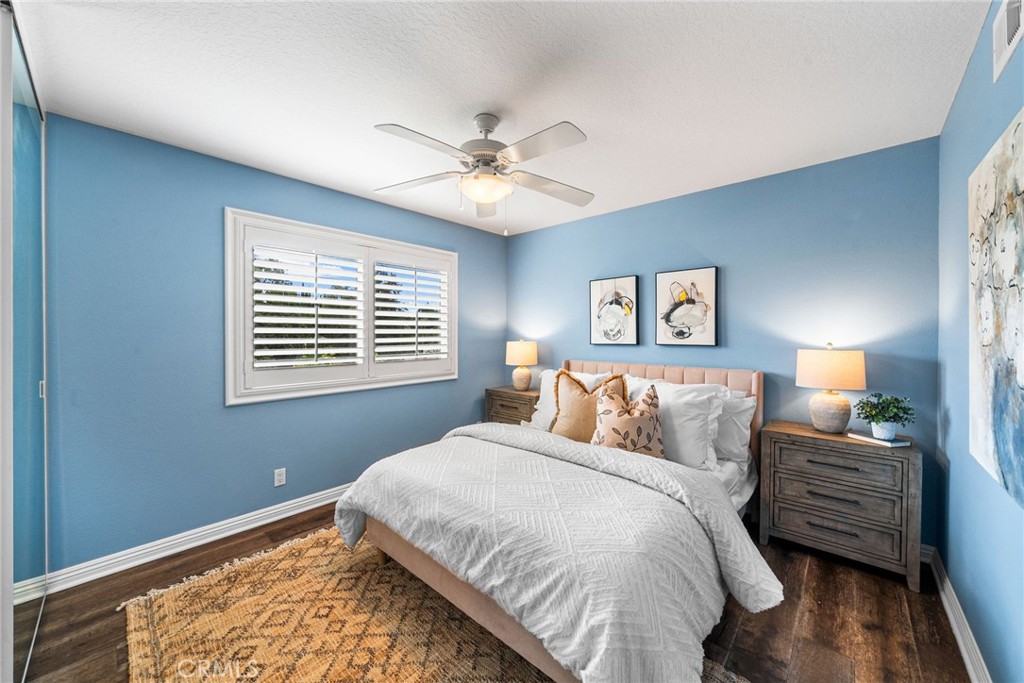 MLS #OC25265661 image #30