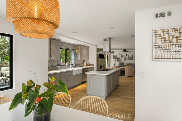 MLS #OC25265662 image #19