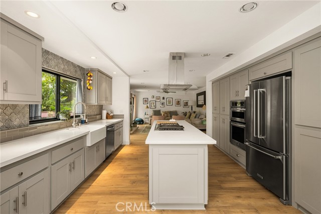 MLS #OC25265662 image #20