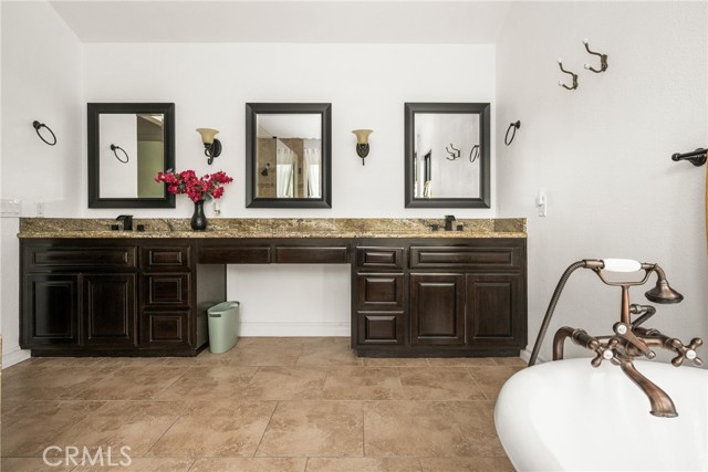 MLS #OC25265662 image #39