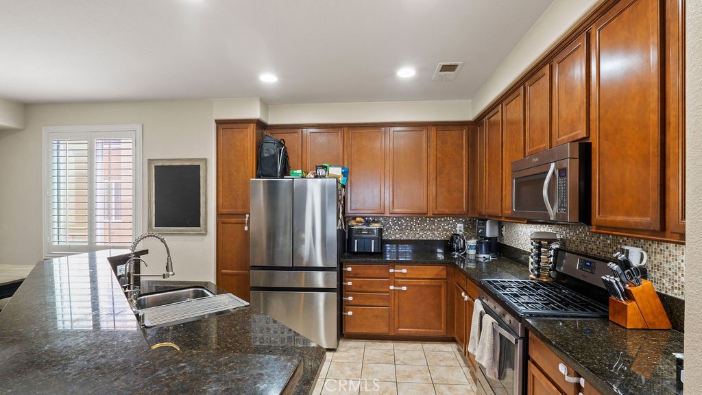 MLS #OC25265706 image #10