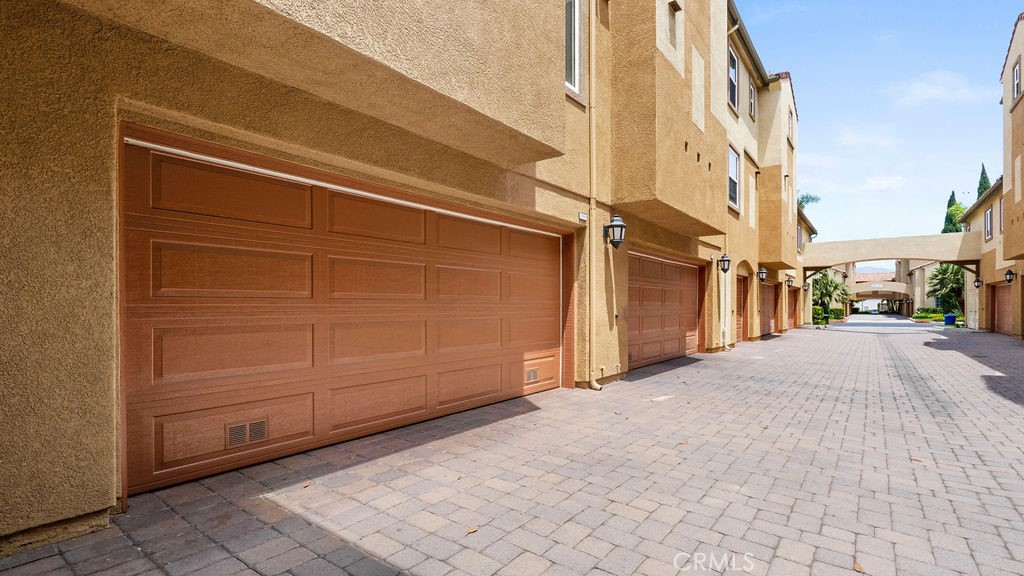 MLS #OC25265706 image #23