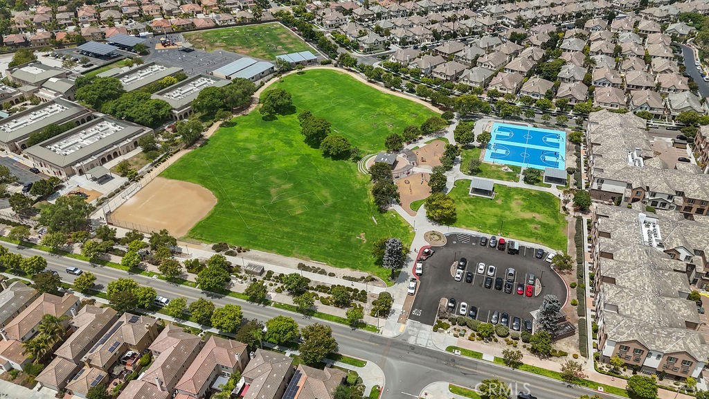 MLS #OC25265706 image #26