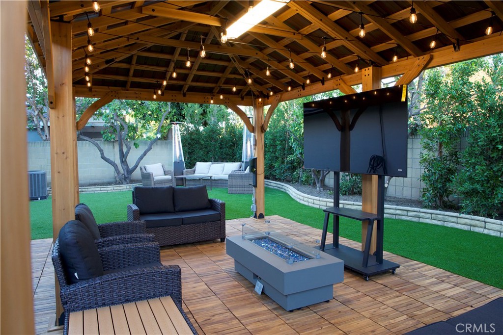 MLS #OC25265721 image #18