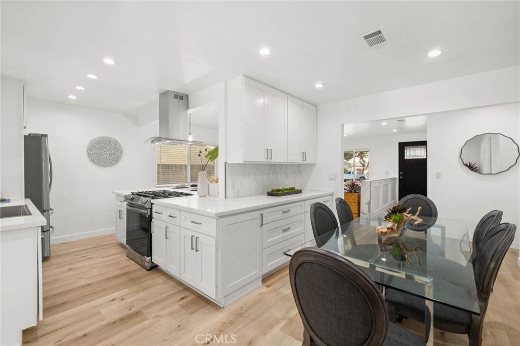 MLS #OC25265721 image #6