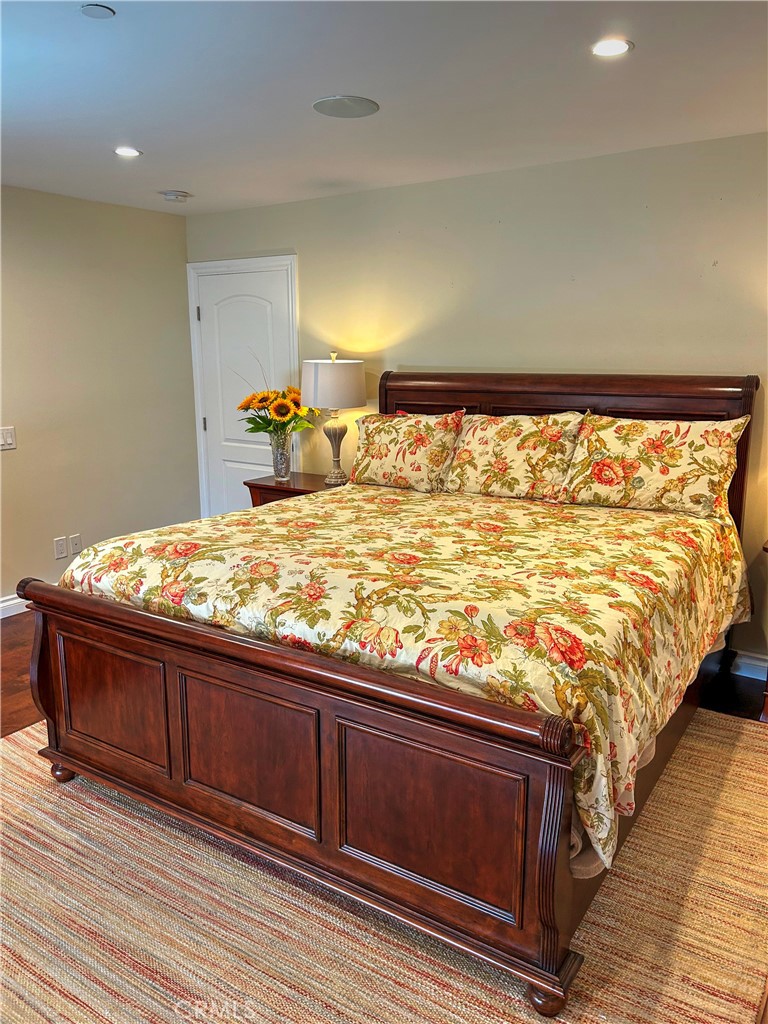 MLS #OC25265726 image #16