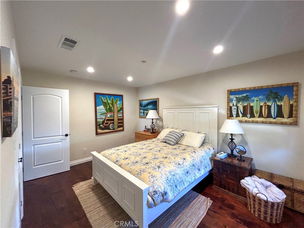 MLS #OC25265726 image #25