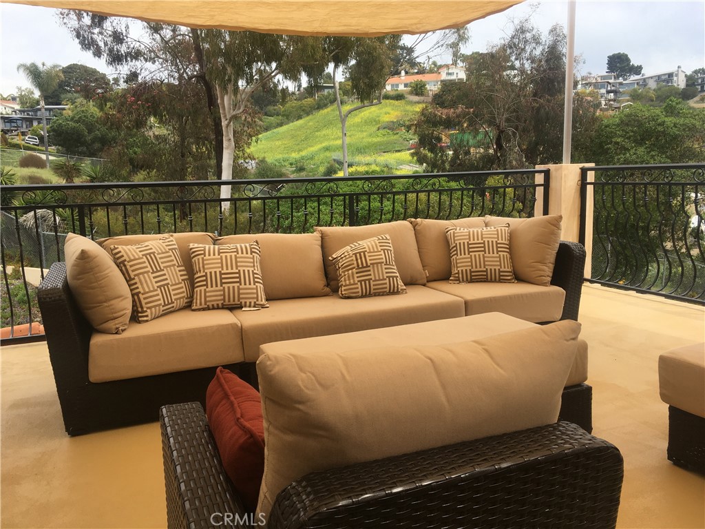 MLS #OC25265726 image #32