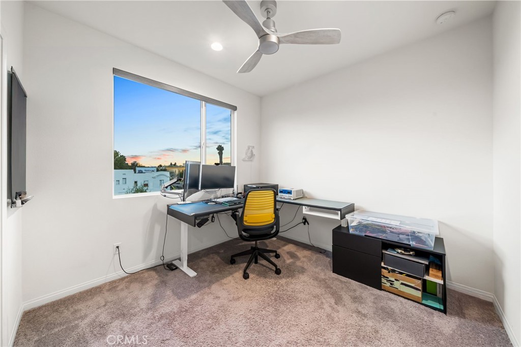 MLS #OC25265735 image #30