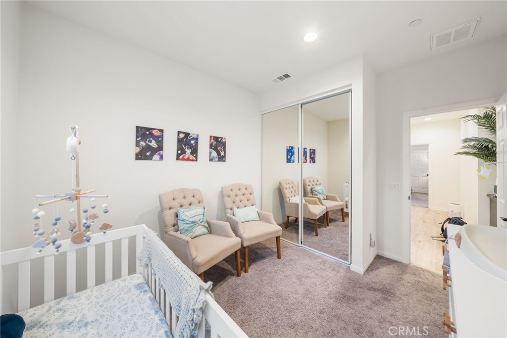 MLS #OC25265735 image #32