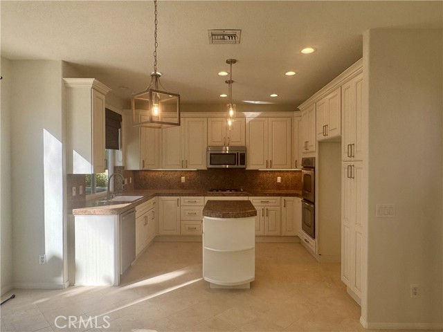 MLS #OC25265741 image #7