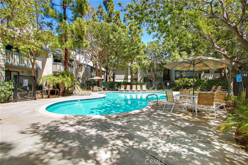 MLS #OC25265757 image #4