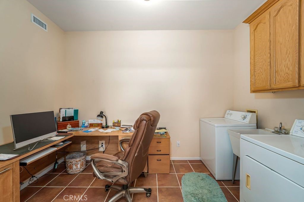 MLS #OC25265775 image #10