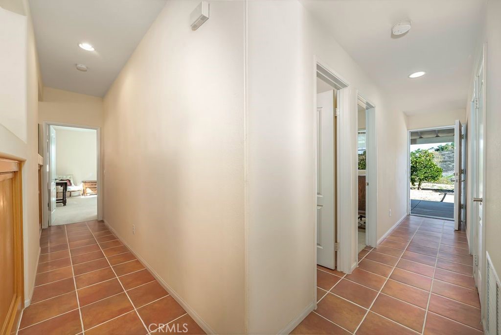 MLS #OC25265775 image #12