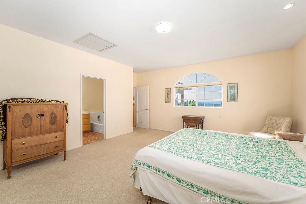 MLS #OC25265775 image #14