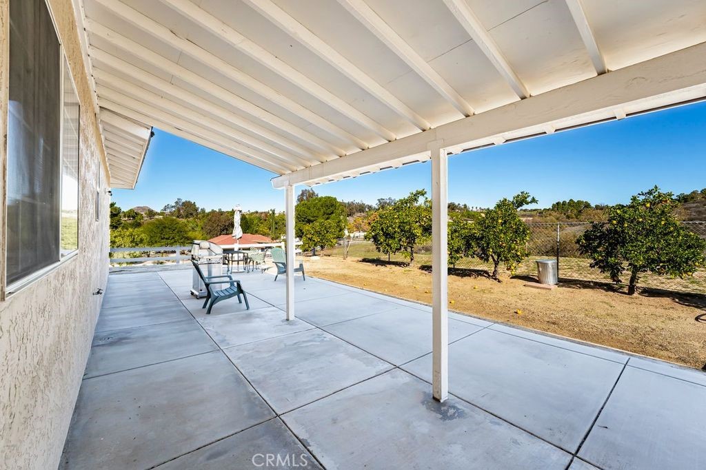 MLS #OC25265775 image #23