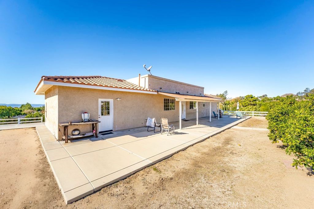 MLS #OC25265775 image #32