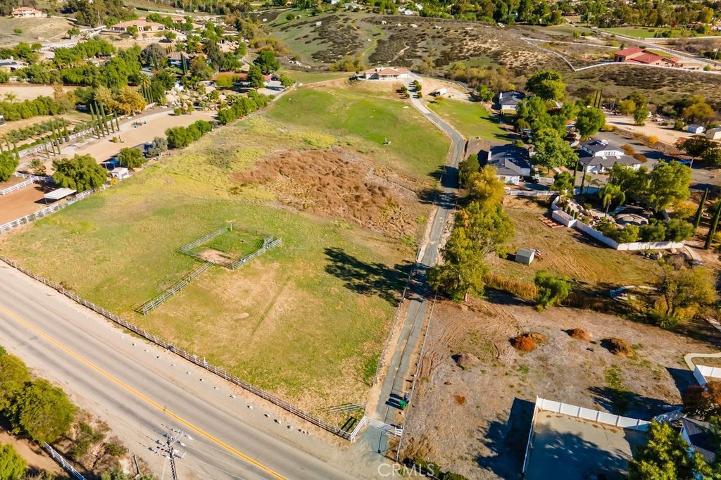 MLS #OC25265775 image #49