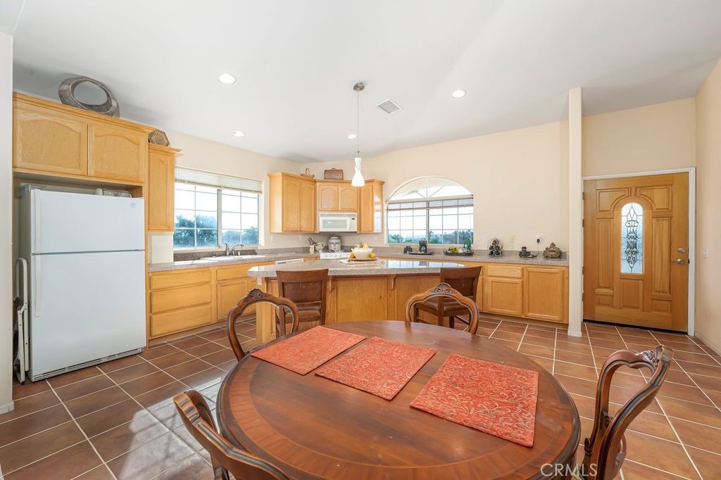 MLS #OC25265775 image #5