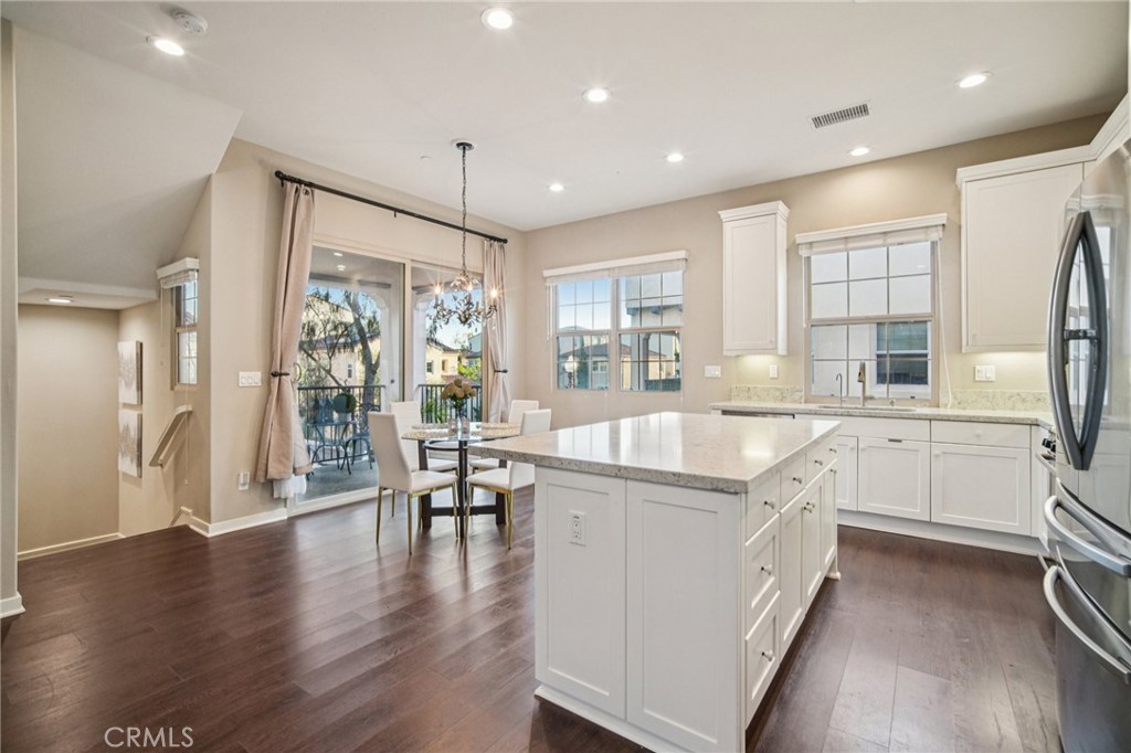 MLS #OC25265784 image #12