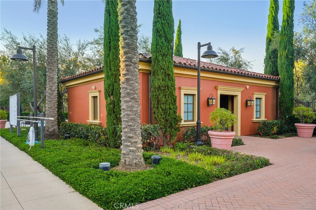 MLS #OC25265784 image #34