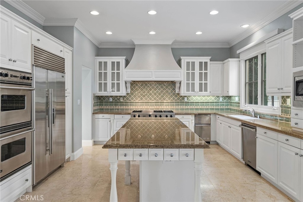 MLS #OC25265811 image #3