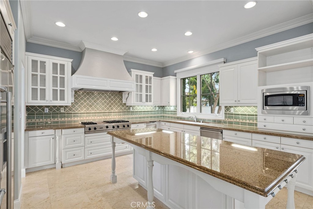 MLS #OC25265811 image #4