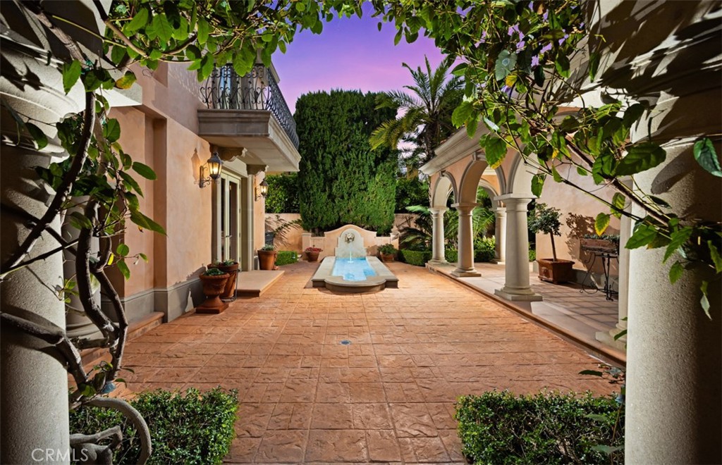 MLS #OC25265825 image #2