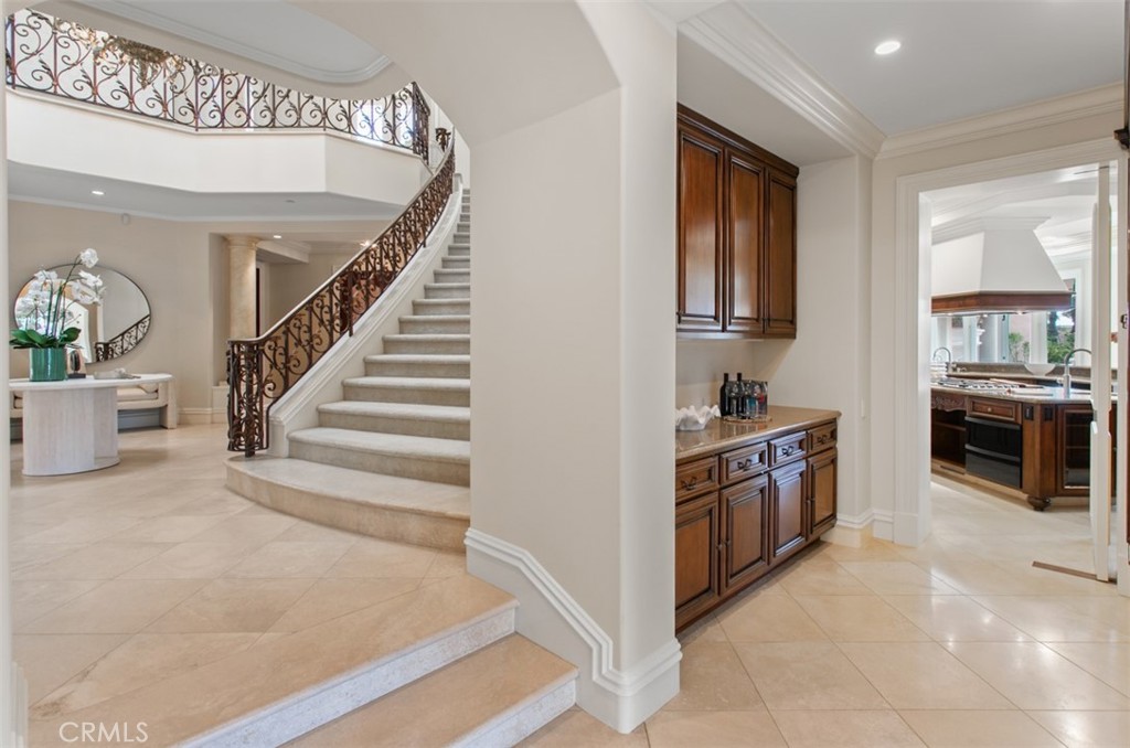 MLS #OC25265825 image #9