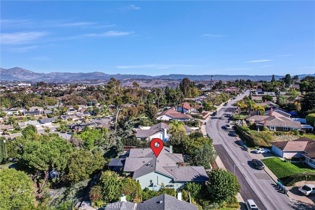 MLS #OC25265900 image #37