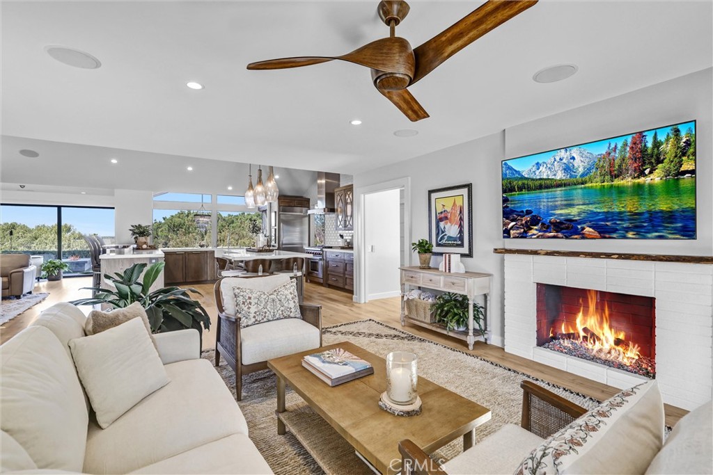 MLS #OC25265900 image #7