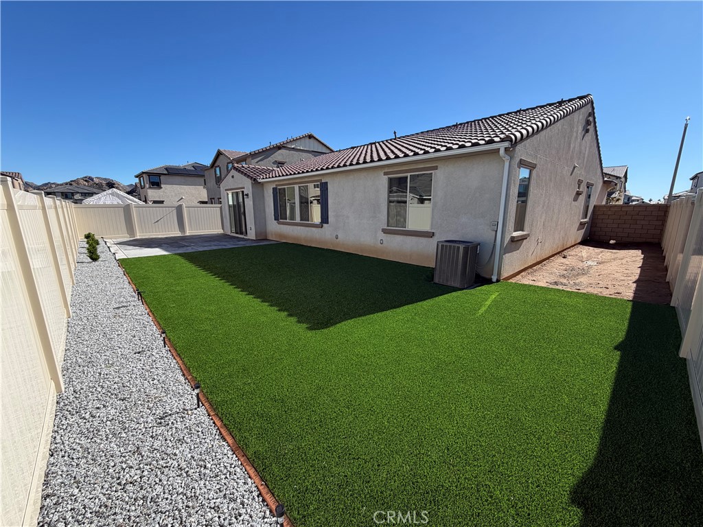 MLS #OC25265939 image #1