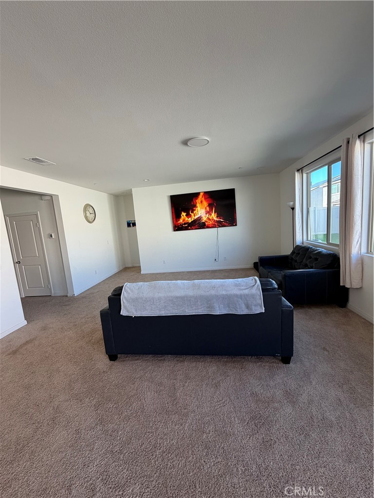 MLS #OC25265939 image #10