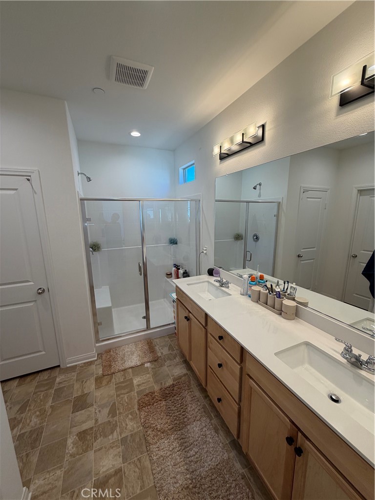 MLS #OC25265939 image #15